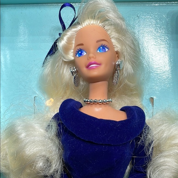Barbie Winter Velvet Special Edition Doll - Picture 3 of 6